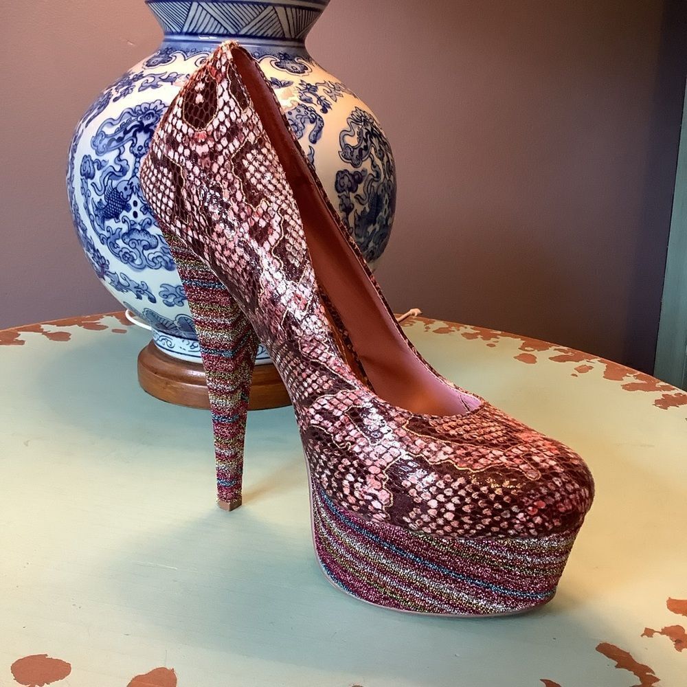 Mona‎ Mia Platform Stilettos' 🧡💕💋